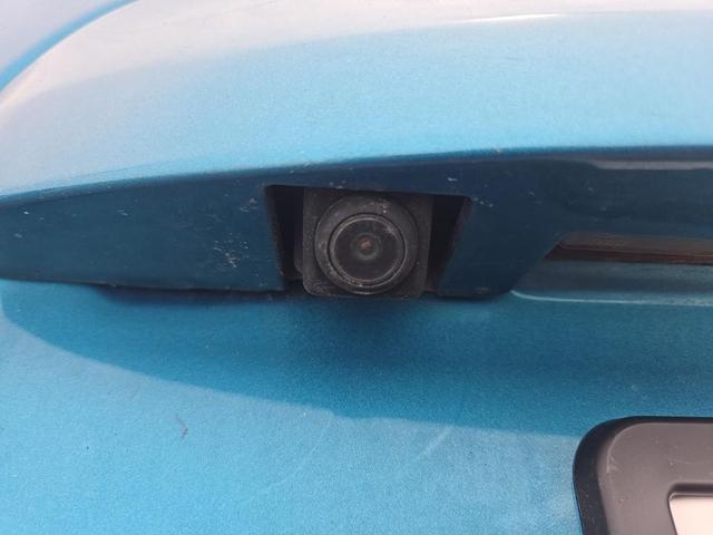 Photo of 2014 Metallic Peacock Nissan Versa Note