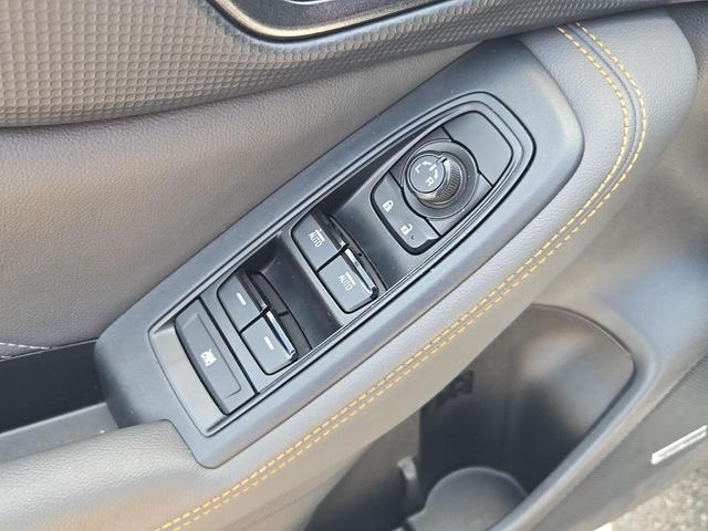 Photo of 2024 Ice Silver Metallic Subaru Forester