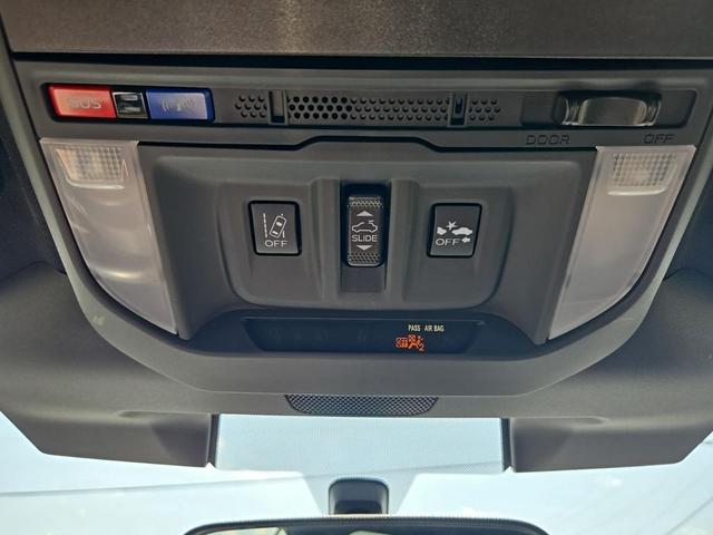 Photo of 2024 Ice Silver Metallic Subaru Forester