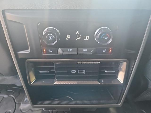 Photo of 2025 Interstellar White GMC HUMMER EV Pickup