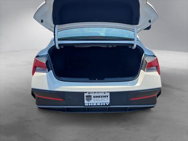 Photo of 2024 Serenity White Hyundai ELANTRA