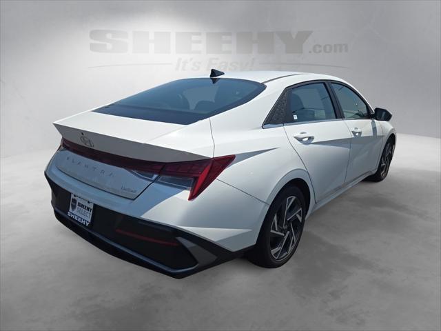 Photo of 2024 Serenity White Hyundai ELANTRA
