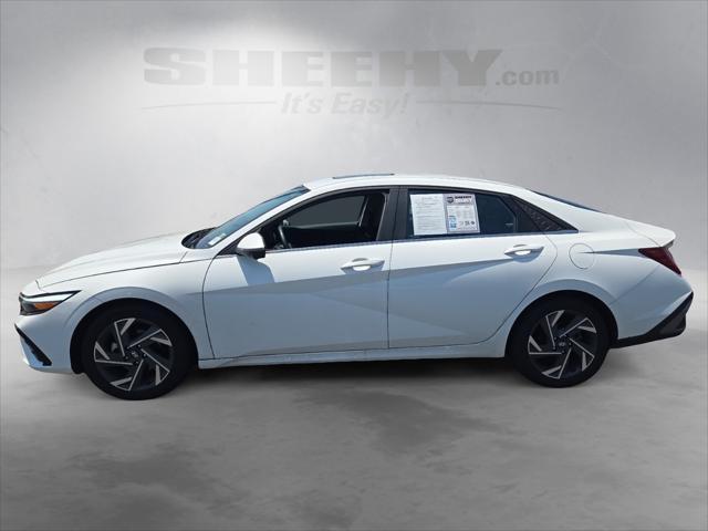 Photo of 2024 Serenity White Hyundai ELANTRA