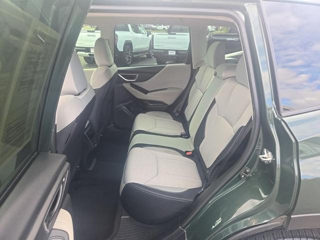 Photo of 2022 Cascade Green Silica Subaru Forester
