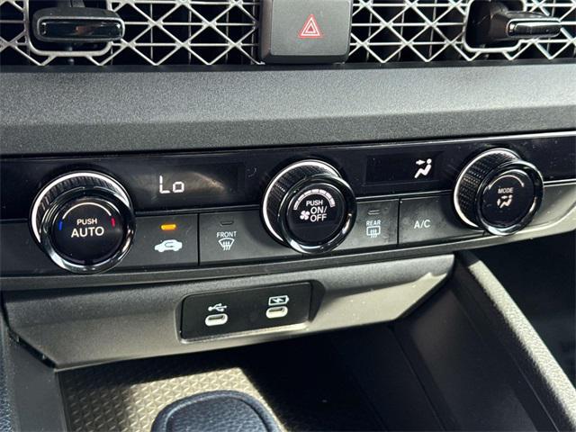 Photo of 2024 Solar Silver Metallic Honda Accord