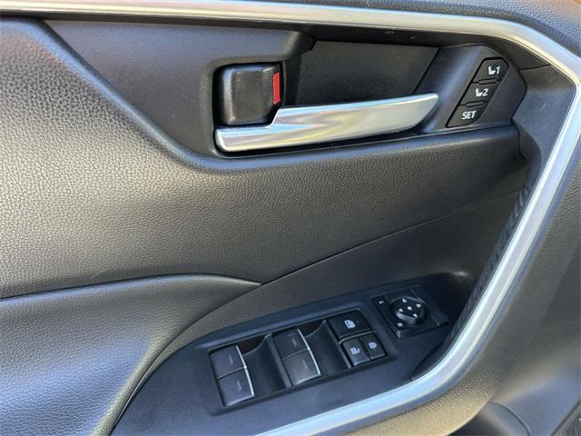 Photo of 2024 Magnetic Gray Metallic Toyota RAV4 Hybrid
