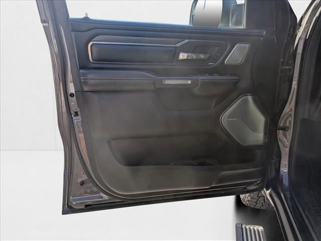Photo of 2020 Granite Crystal Metallic Clearcoat RAM 1500
