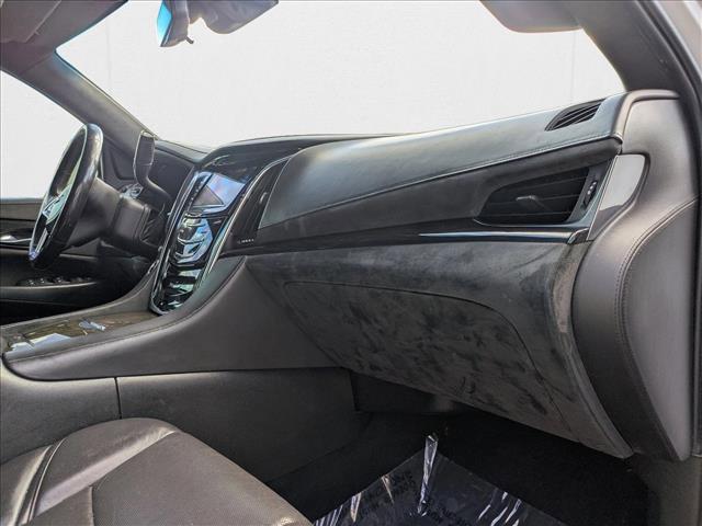 Photo of 2018 Crystal White Tricoat Cadillac Escalade