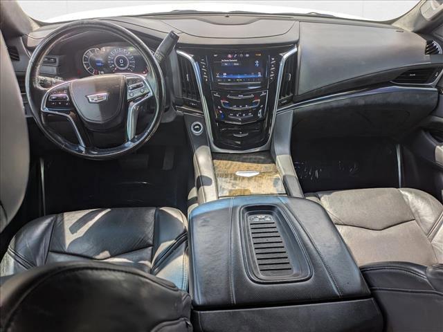 Photo of 2018 Crystal White Tricoat Cadillac Escalade