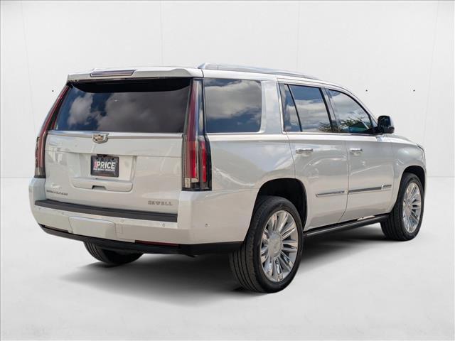 Photo of 2018 Crystal White Tricoat Cadillac Escalade