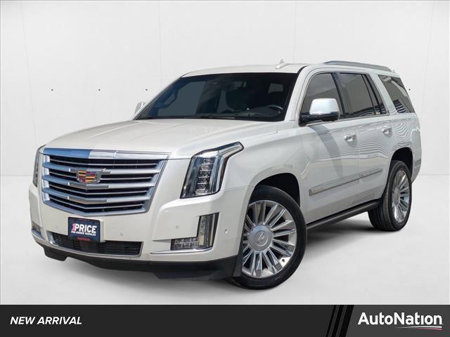 Photo of 2018 Crystal White Tricoat Cadillac Escalade