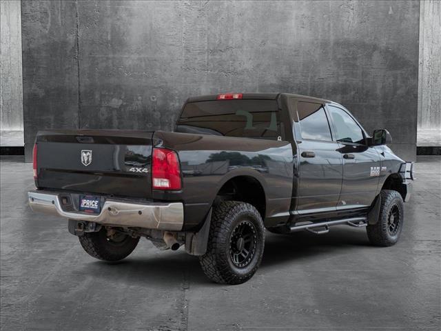Photo of 2016 Brilliant Black Crystal Pearlcoat RAM 2500