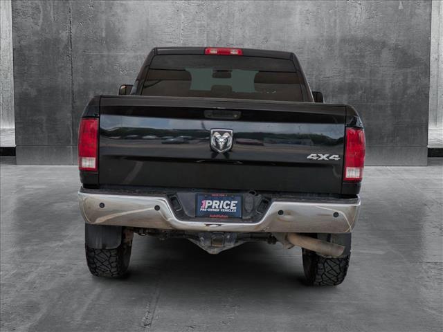 Photo of 2016 Brilliant Black Crystal Pearlcoat RAM 2500