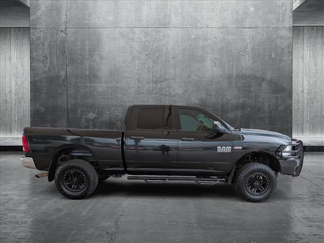 Photo of 2016 Brilliant Black Crystal Pearlcoat RAM 2500