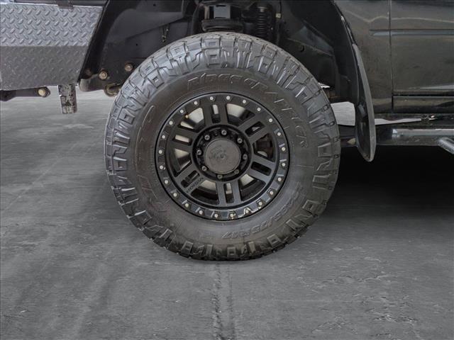 Photo of 2016 Brilliant Black Crystal Pearlcoat RAM 2500