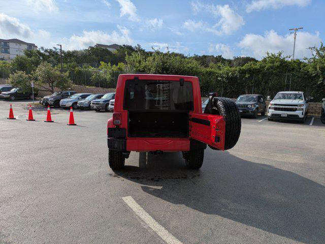 Photo of 2017 Firecracker Red Clearcoat Jeep Wrangler Unlimited