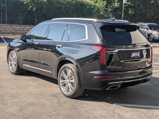 Photo of 2023 Stellar Black Metallic Cadillac XT6