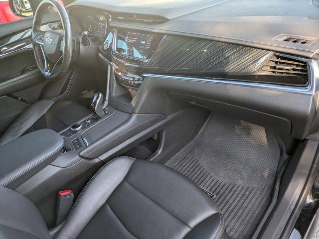 Photo of 2023 Stellar Black Metallic Cadillac XT6