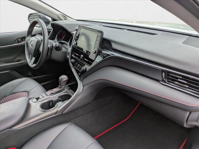 Photo of 2023 Wind Chill Pearl/Midnight Black Metallic Toyota Camry