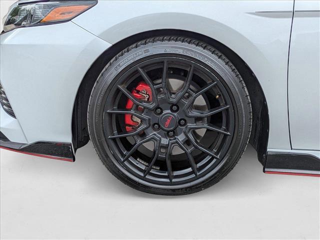 Photo of 2023 Wind Chill Pearl/Midnight Black Metallic Toyota Camry