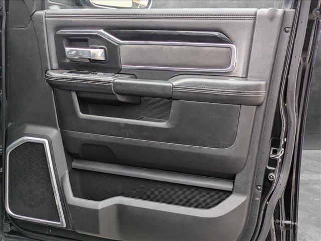 Photo of 2020 Diamond Black Crystal Pearlcoat RAM 2500