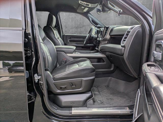 Photo of 2020 Diamond Black Crystal Pearlcoat RAM 2500
