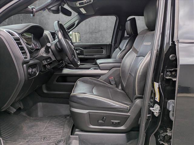 Photo of 2020 Diamond Black Crystal Pearlcoat RAM 2500