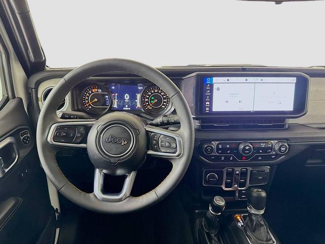 Photo of 2024 Bright White Clearcoat Jeep Wrangler