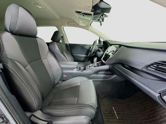 Photo of 2025 Magnetite Gray Metallic Subaru Outback