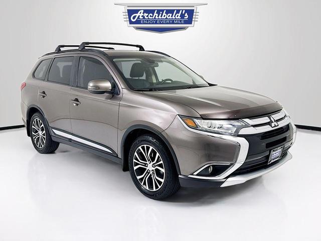 Photo of 2016 Quartz Brown Metallic Mitsubishi Outlander
