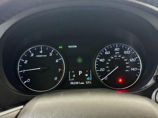 Photo of 2016 Quartz Brown Metallic Mitsubishi Outlander