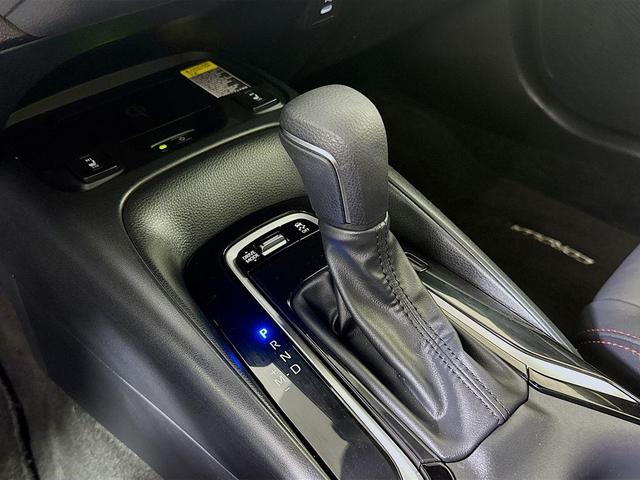 Photo of 2023 Classic Silver Metallic Toyota Corolla