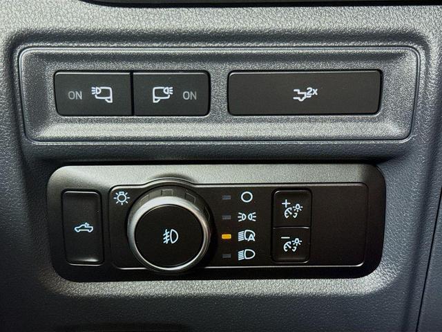 Photo of 2024 Agate Black Metallic Ford F-150
