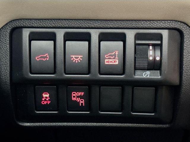 Photo of 2021 Crystal White Pearl Subaru Ascent