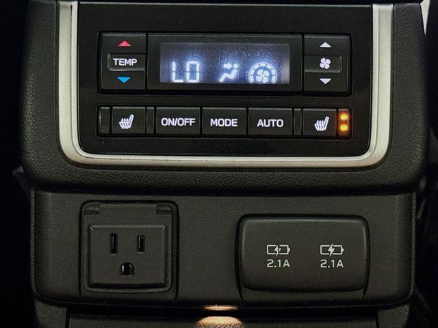 Photo of 2021 Crystal White Pearl Subaru Ascent