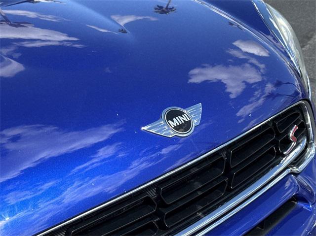 Photo of 2015 Blue Metallic MINI Countryman
