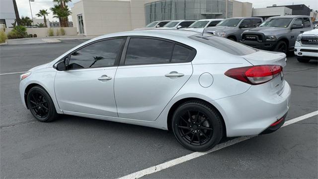 Photo of 2017 Silky Silver Kia Forte