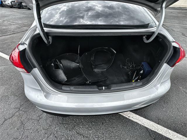 Photo of 2017 Silky Silver Kia Forte