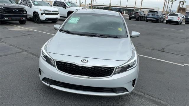 Photo of 2017 Silky Silver Kia Forte