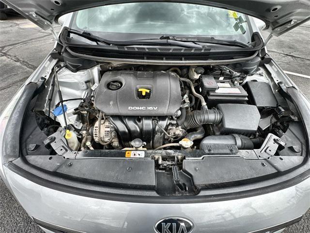 Photo of 2017 Silky Silver Kia Forte
