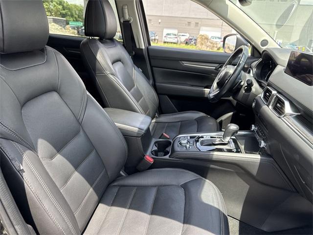 Photo of 2022 Jet Black Mica Mazda CX-5