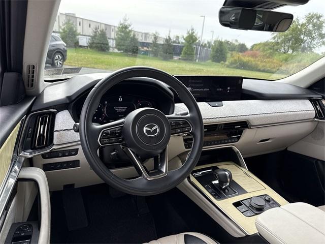 Photo of 2024 Platinum Quartz Metallic Mazda CX-90