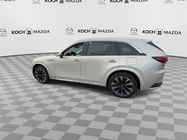 Photo of 2024 Platinum Quartz Metallic Mazda CX-90