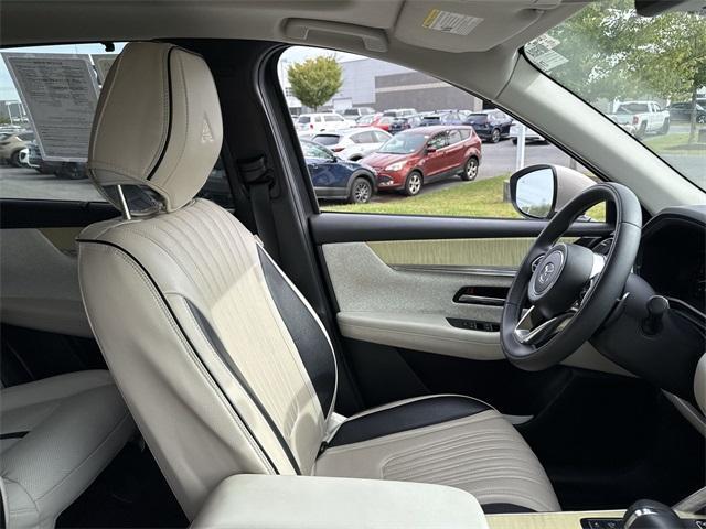 Photo of 2024 Platinum Quartz Metallic Mazda CX-90