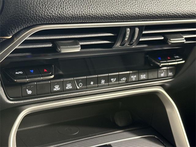 Photo of 2025 Platinum Mazda CX-90