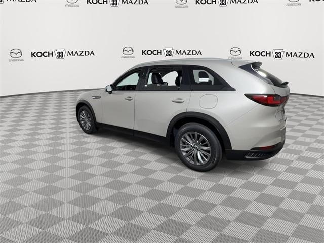 Photo of 2025 Platinum Mazda CX-90