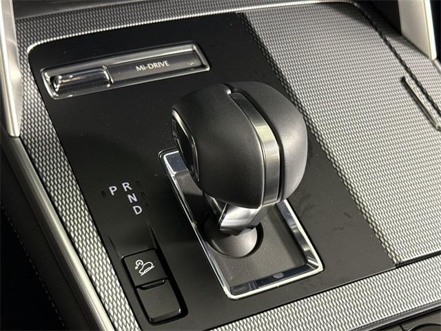 Photo of 2025 Platinum Mazda CX-90