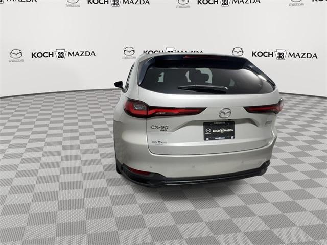 Photo of 2025 Platinum Mazda CX-90