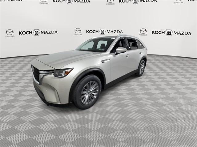 Photo of 2025 Platinum Mazda CX-90