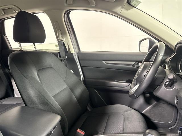 Photo of 2023 Rhodium Mazda CX-5